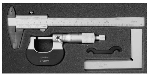 ZESTAW NARZĘDZI POMIAROWYCH (3)