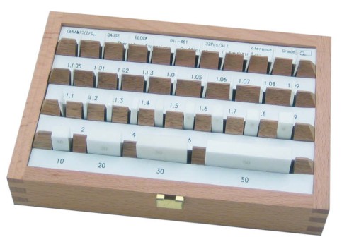 PŁYTKI WZORCOWE CERAMICZNE  DIN3650/1 ZESTAW 87 EL
